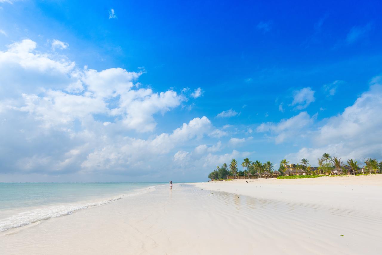 The Sands Beach Resort Bwejuu Exterior photo
