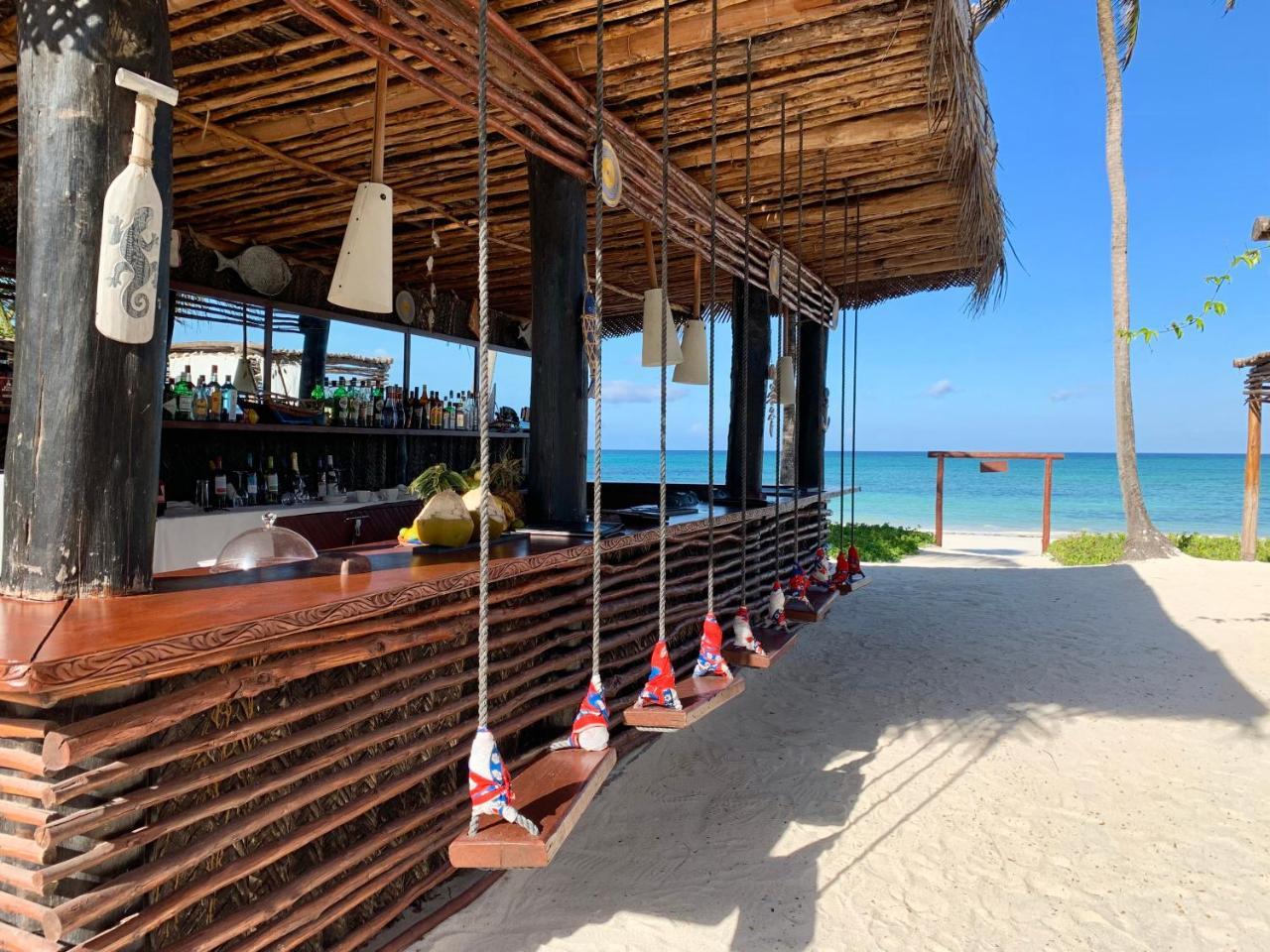 The Sands Beach Resort Bwejuu Exterior photo