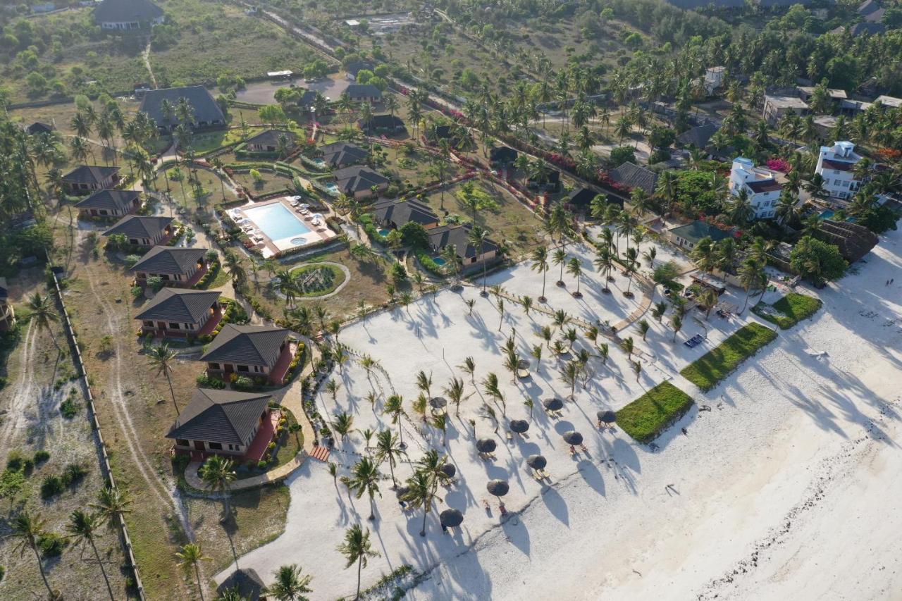 The Sands Beach Resort Bwejuu Exterior photo