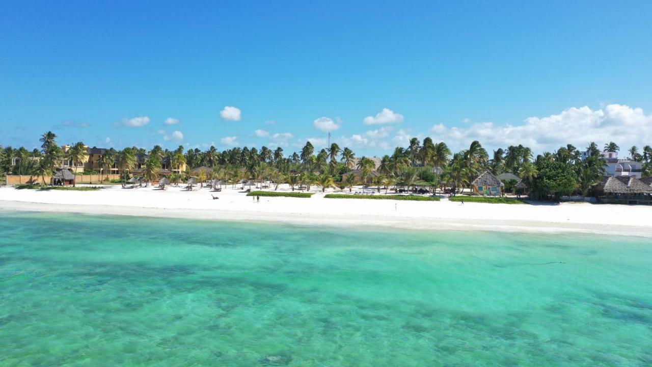 The Sands Beach Resort Bwejuu Exterior photo